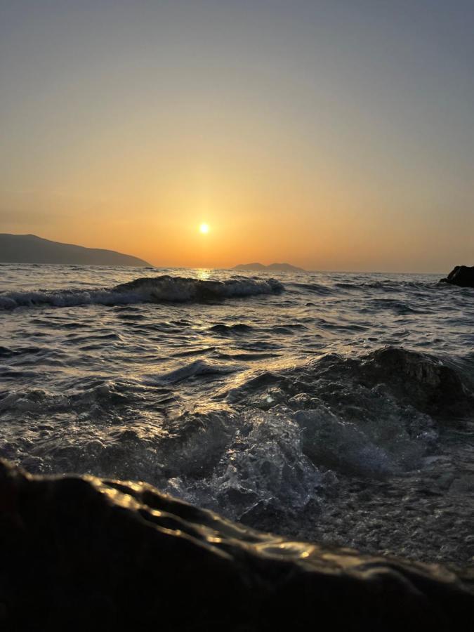 Lotus Apartments Avlonya Dış mekan fotoğraf