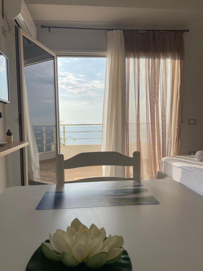 Lotus Apartments Avlonya Dış mekan fotoğraf