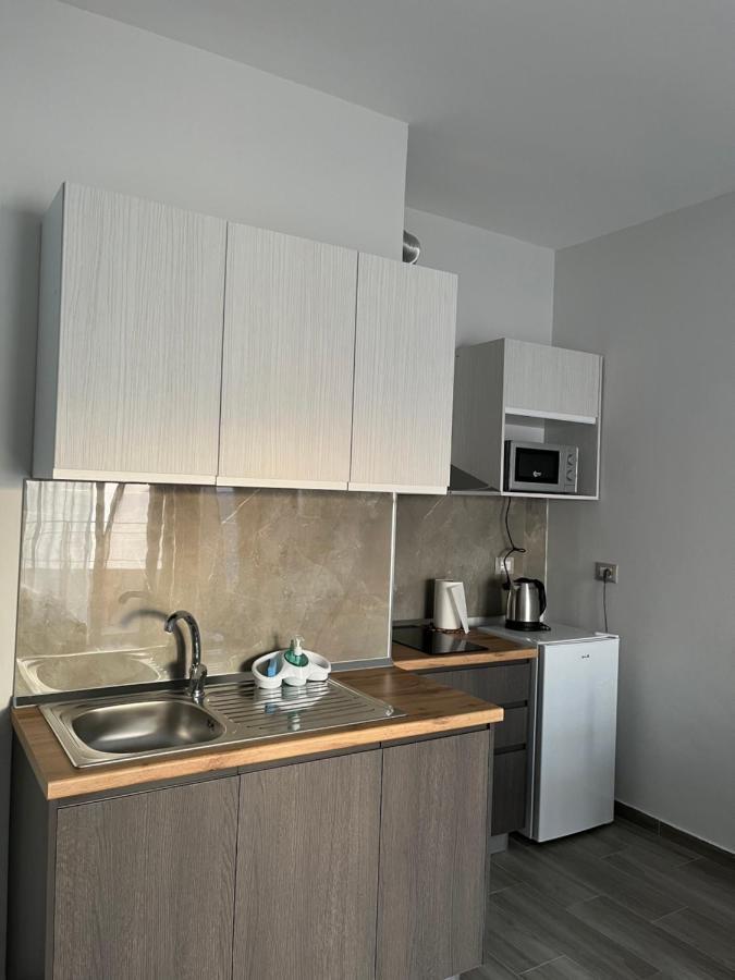 Lotus Apartments Avlonya Dış mekan fotoğraf