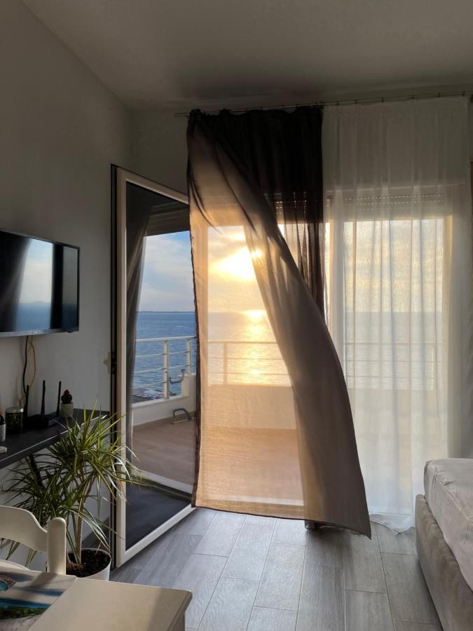 Lotus Apartments Avlonya Dış mekan fotoğraf
